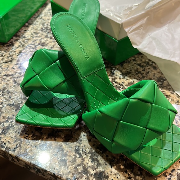 🔥🔥Authentic Bottega Veneta shoes🔥🔥women 10.5 3’inch heel “New with 🏷️” - Picture 10 of 13